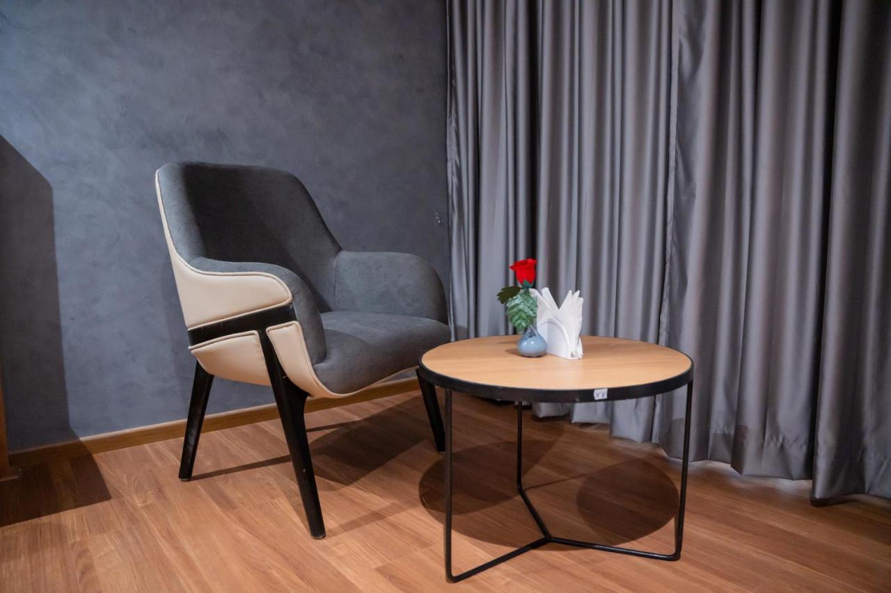 Hotel Tulips Grand Haidarábád Kültér fotó