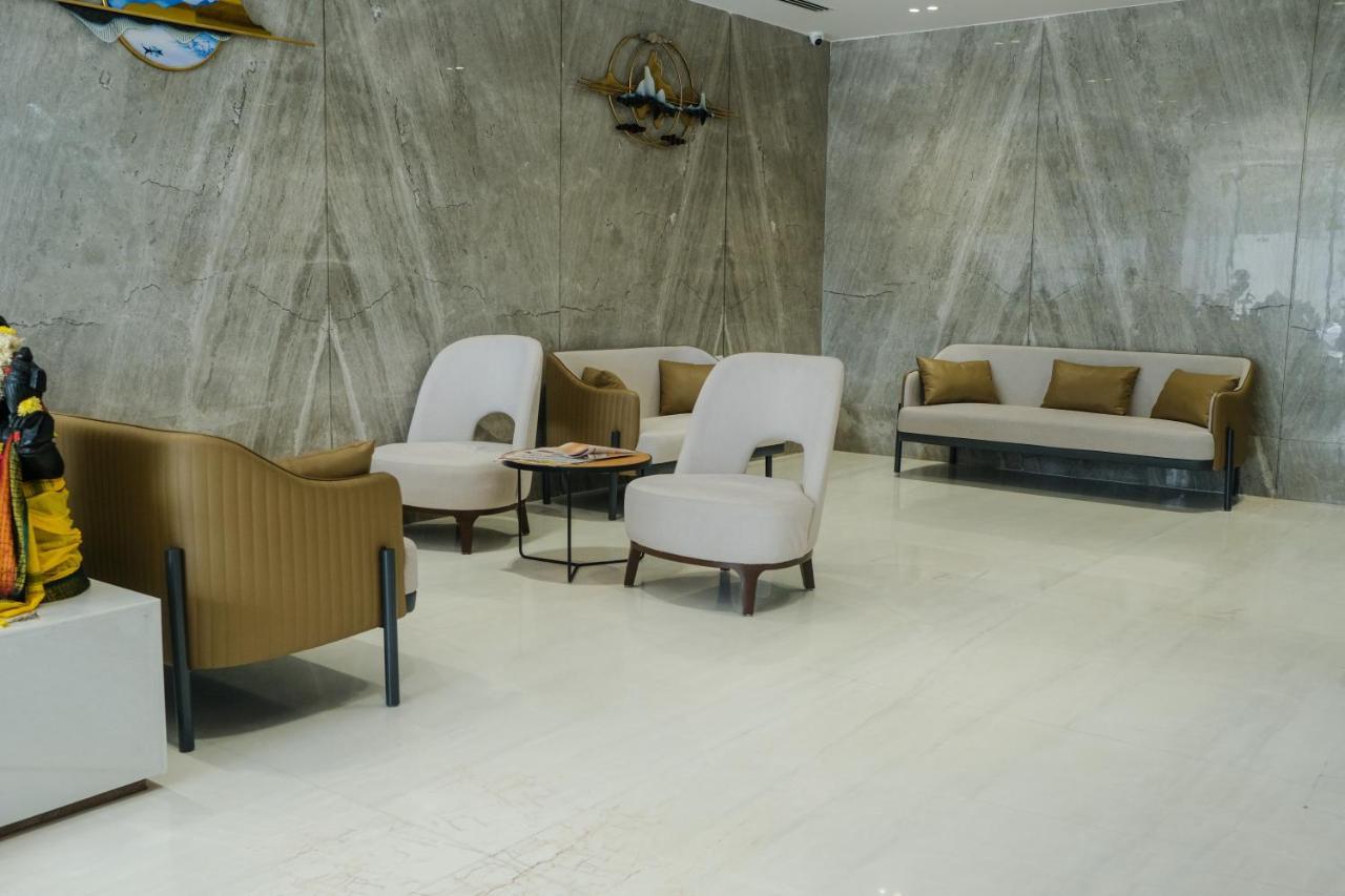 Hotel Tulips Grand Haidarábád Kültér fotó